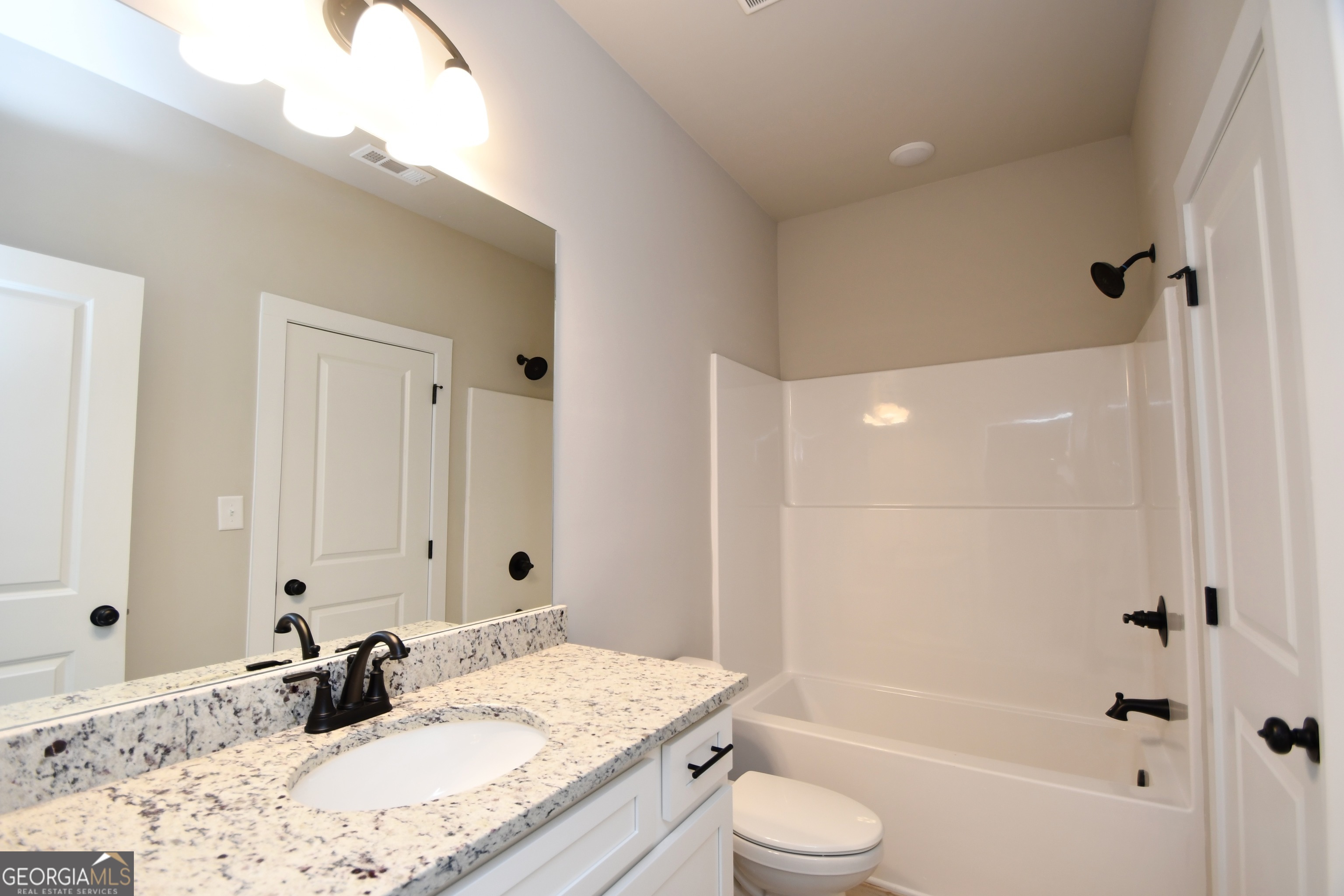 1165 Watersedge Cove