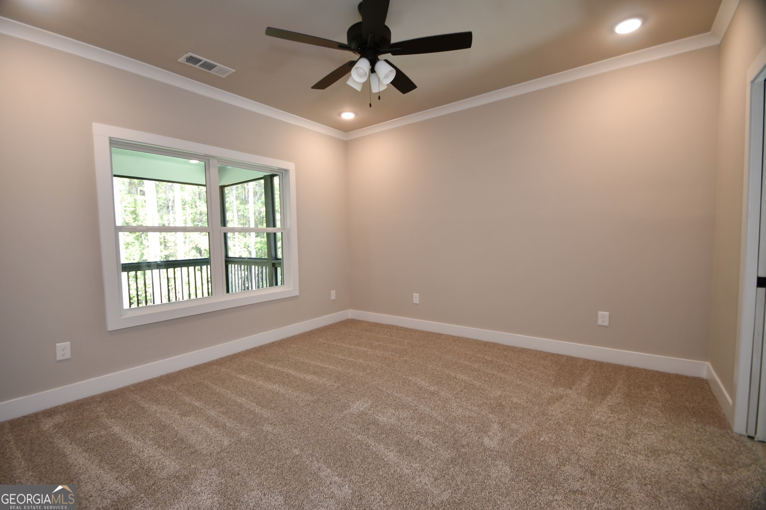 1165 Watersedge Cove