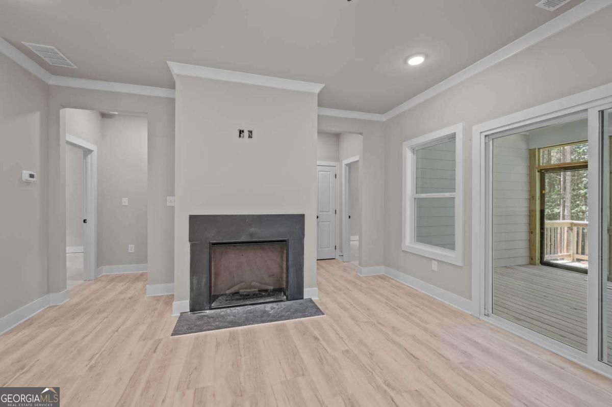 1165 Watersedge Cove