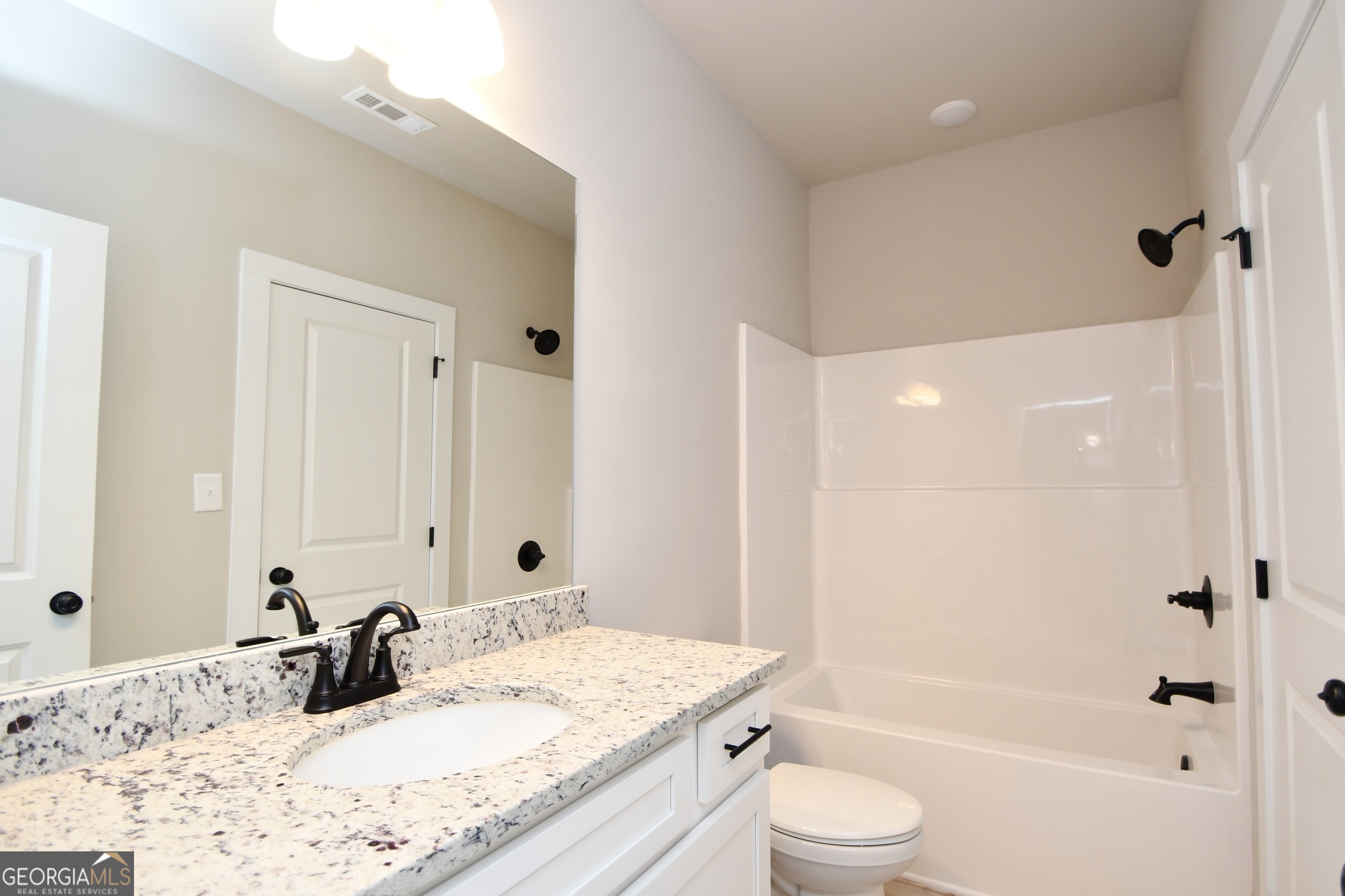 1165 Watersedge Cove