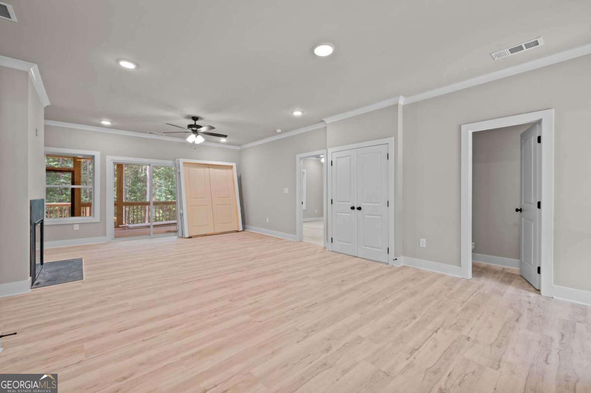 1165 Watersedge Cove