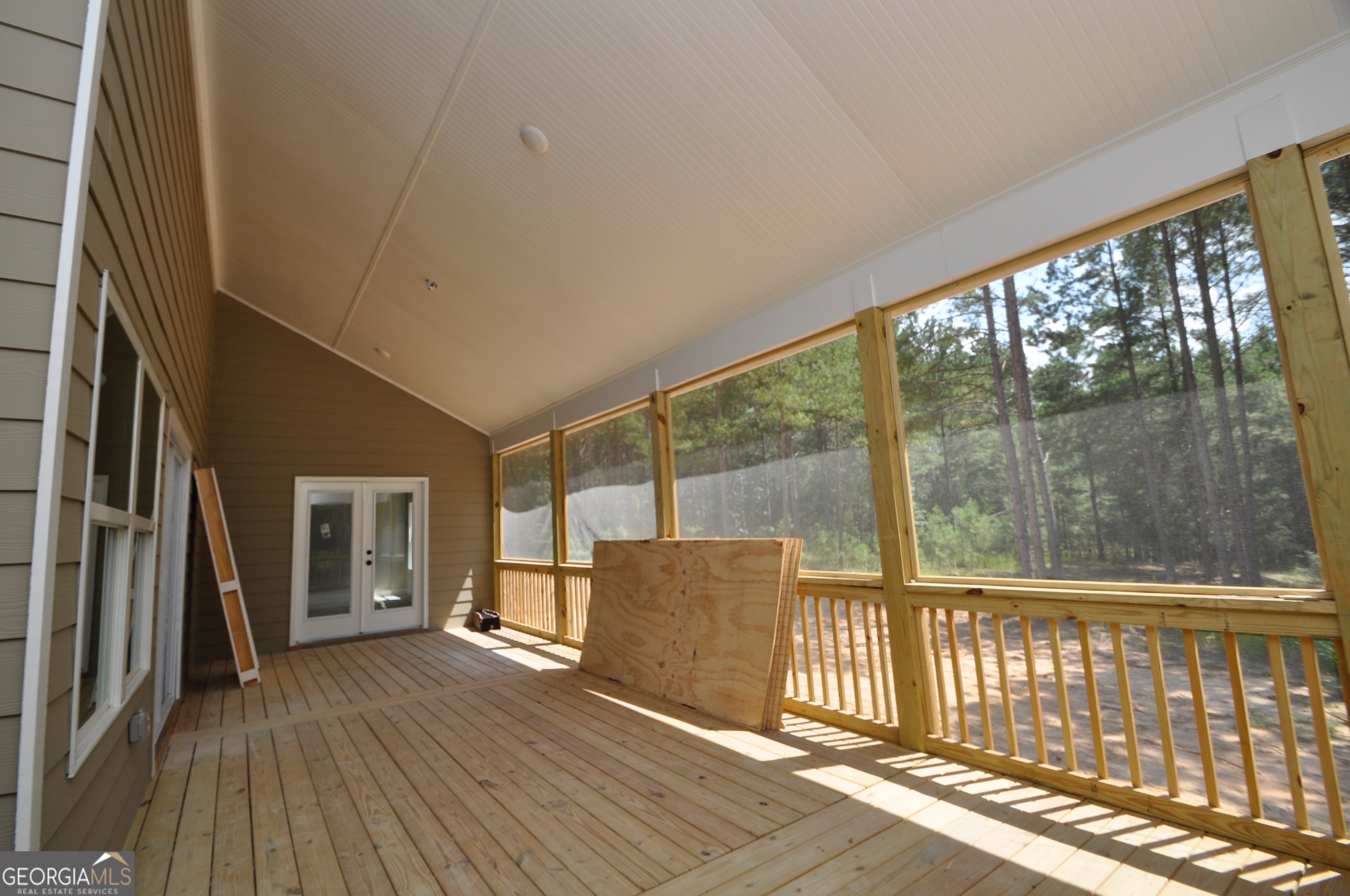 1198 Sunset Cove