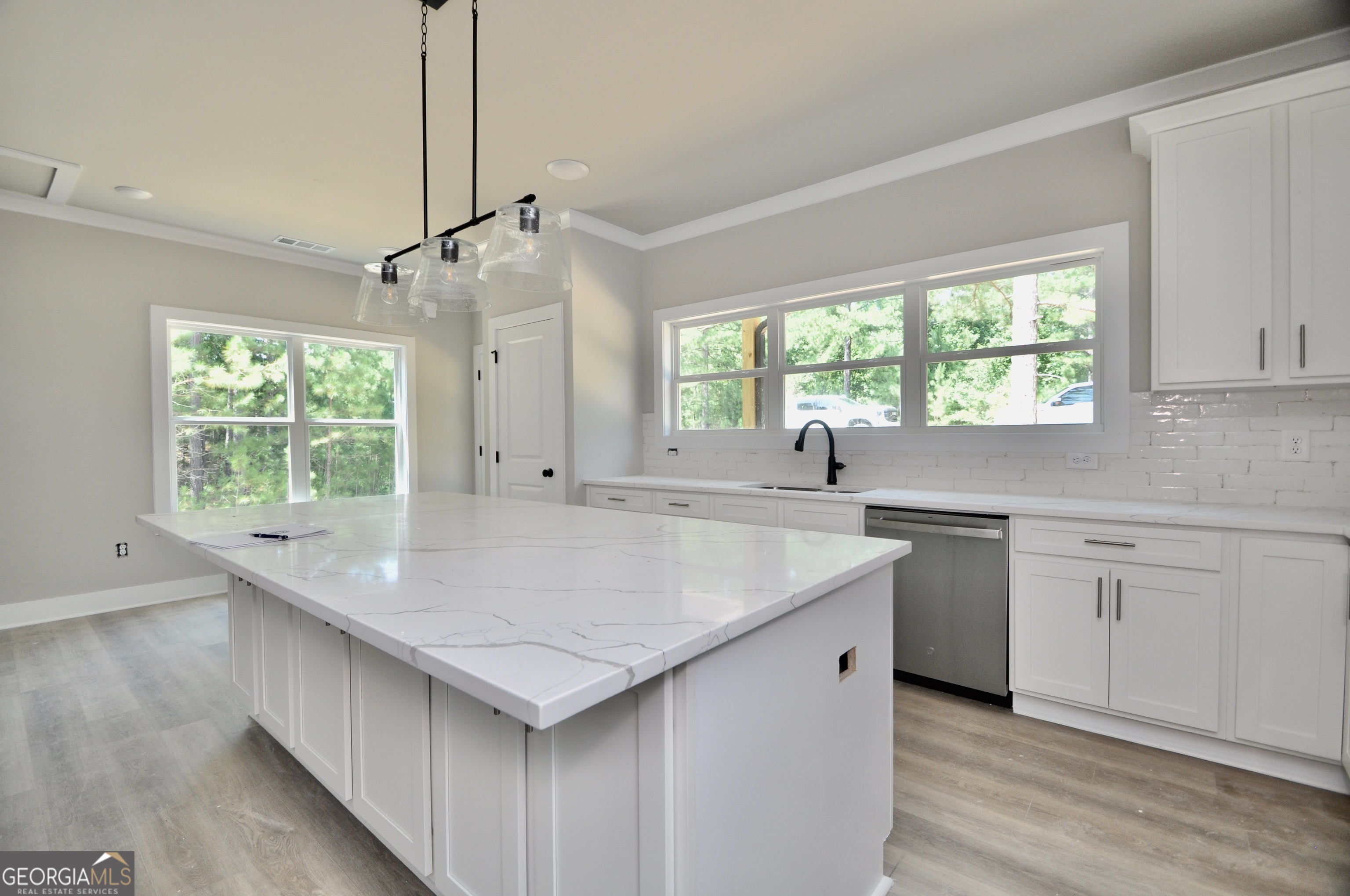 1198 Sunset Cove