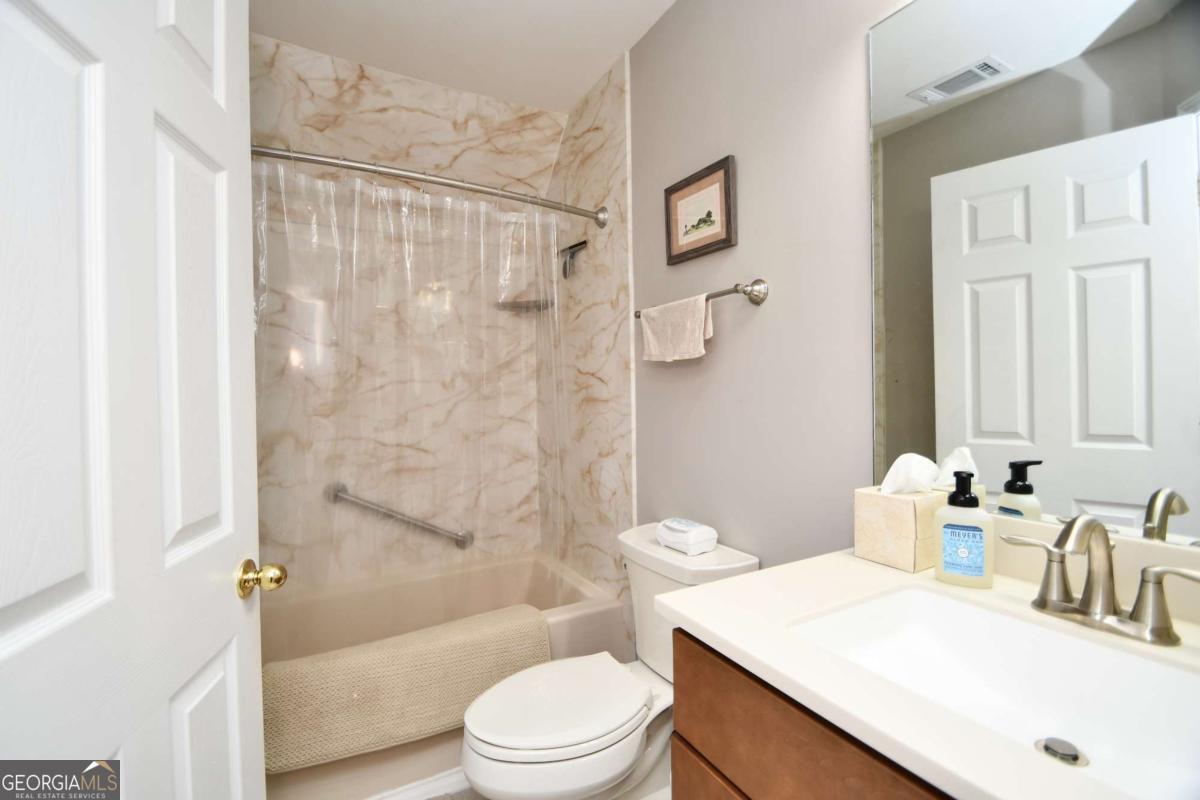 102 Meadow Creek Drive