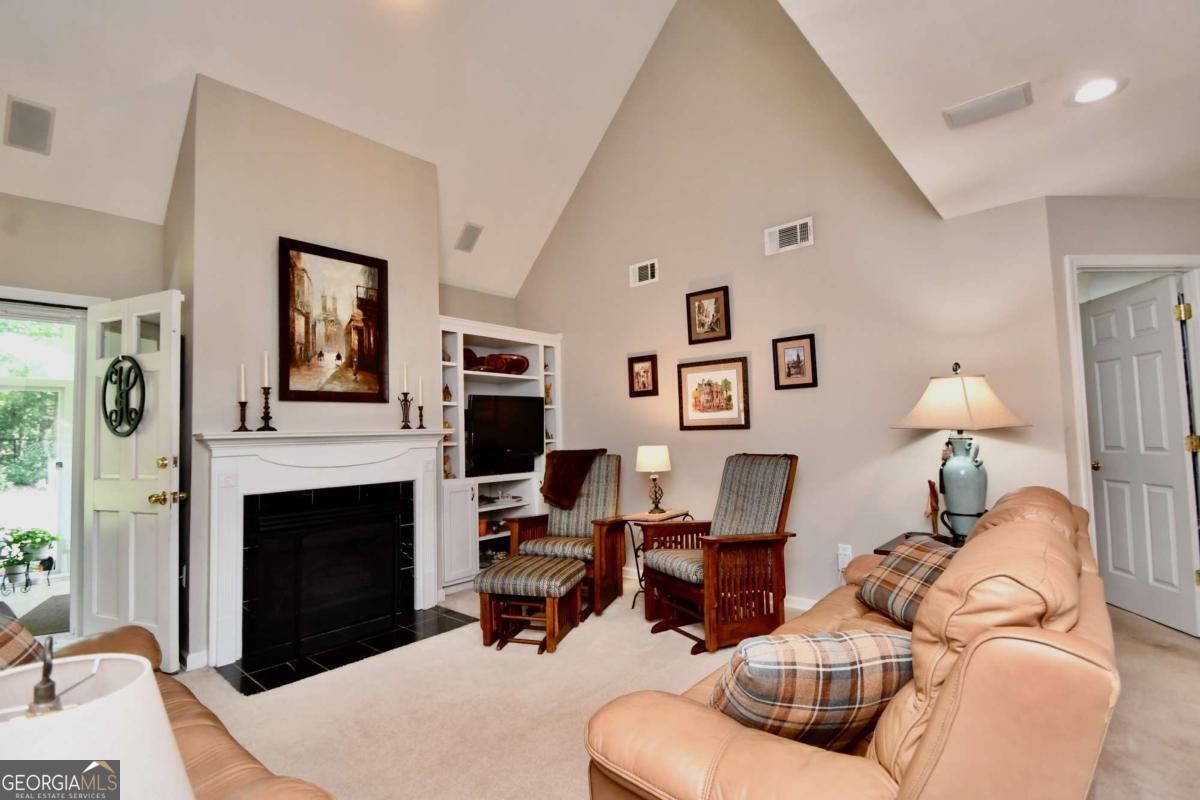 102 Meadow Creek Drive