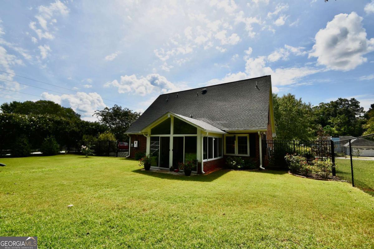 102 Meadow Creek Drive