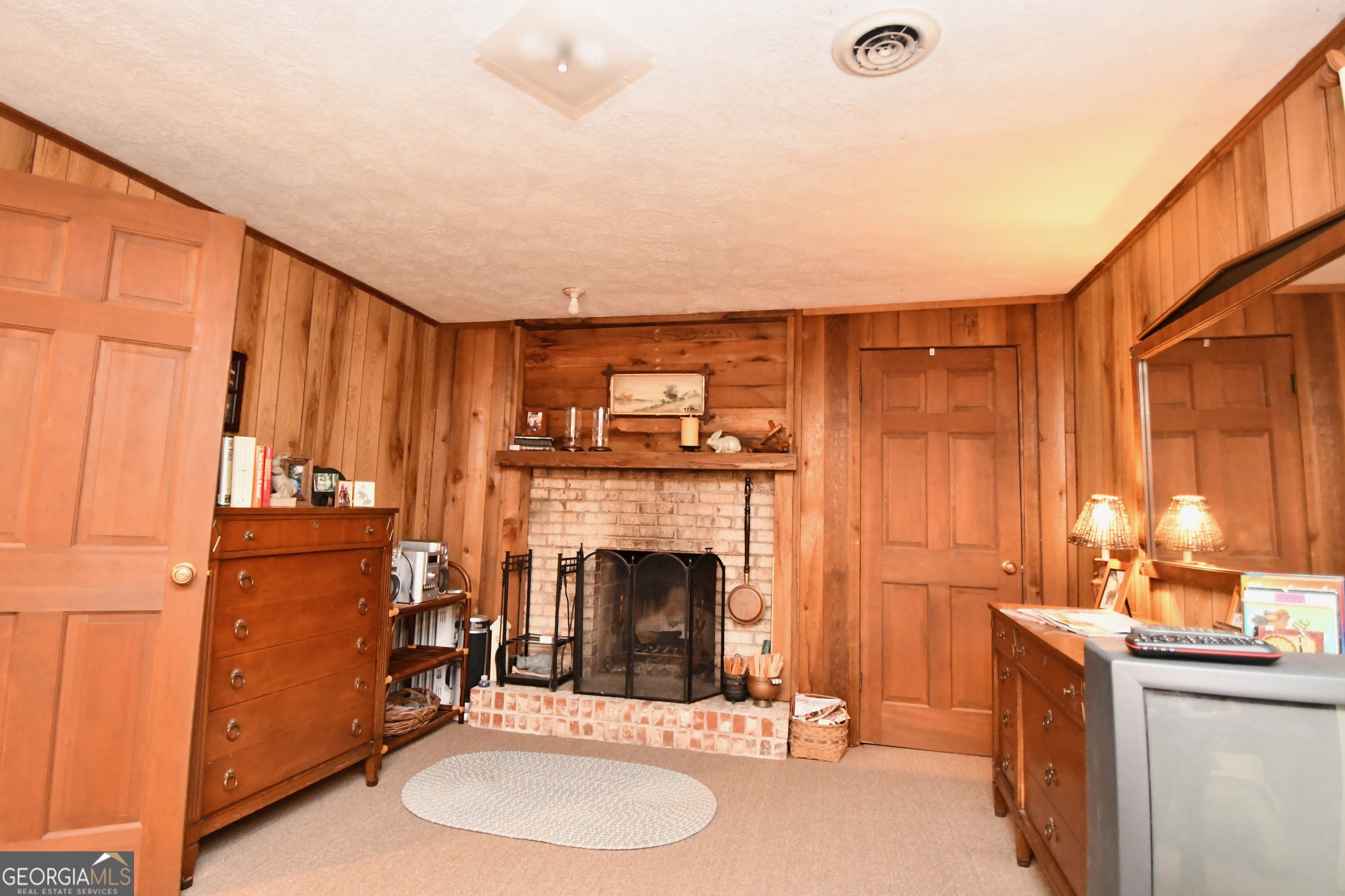 605 W Wildcat Road