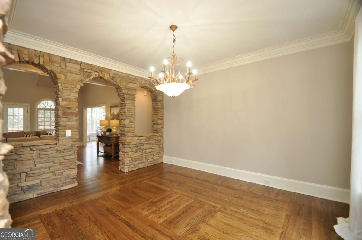 1070 Lexington Court