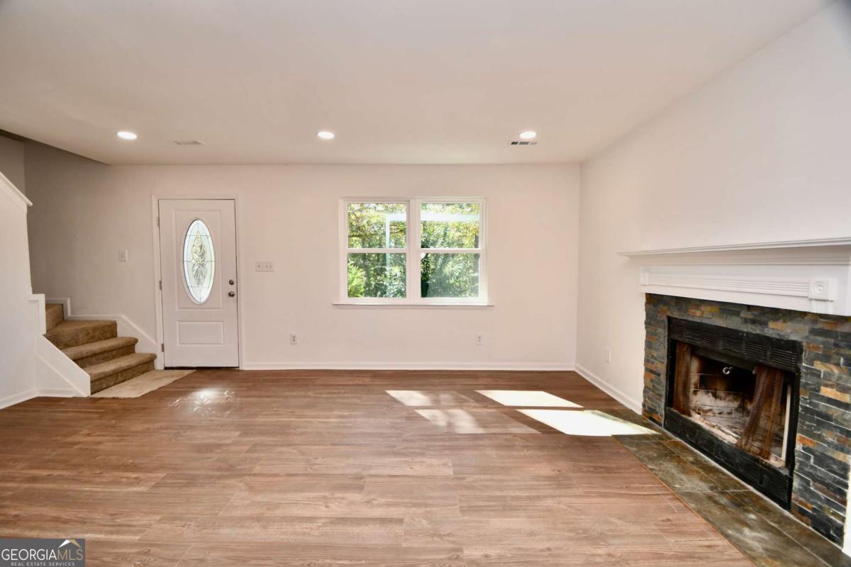 110 Thomas Trail, Covington