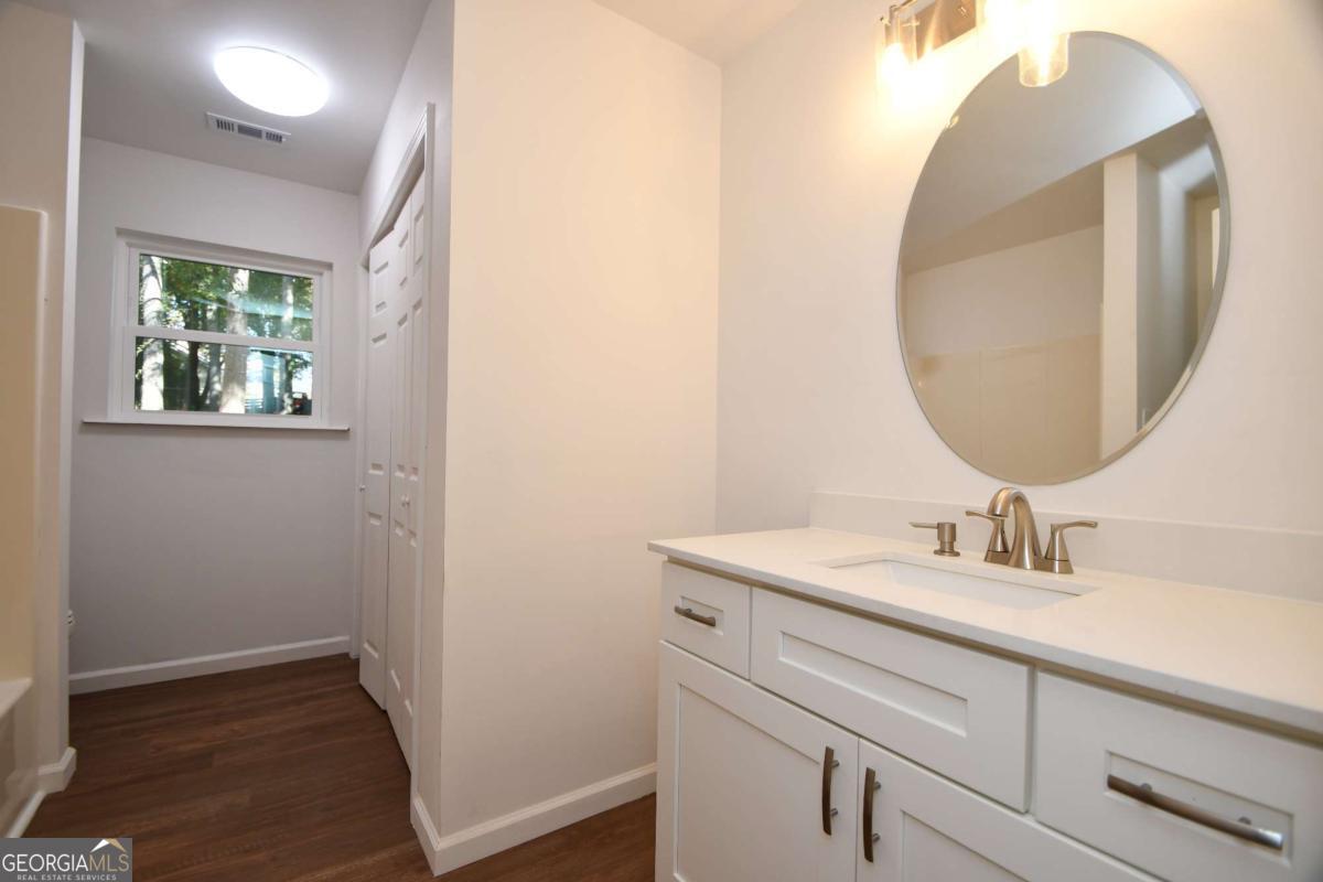 110 Thomas Trail, Covington