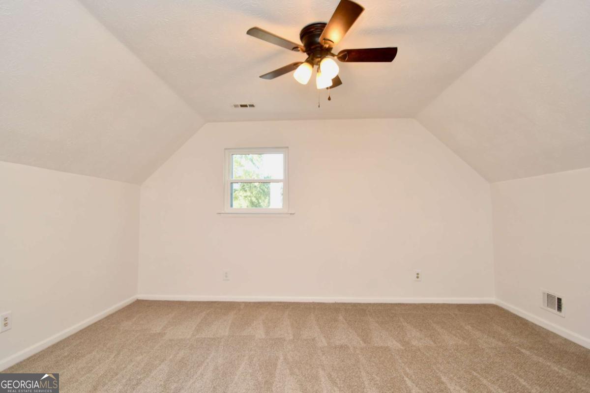 110 Thomas Trail, Covington