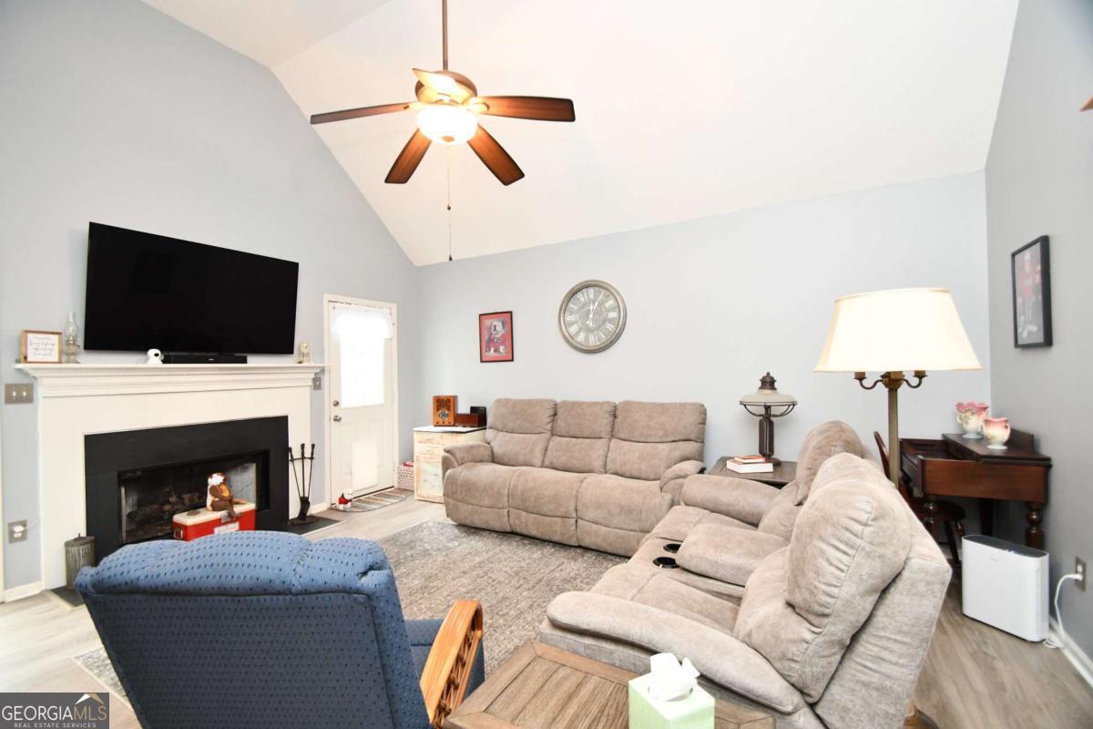 531 Scarlet Oak Drive