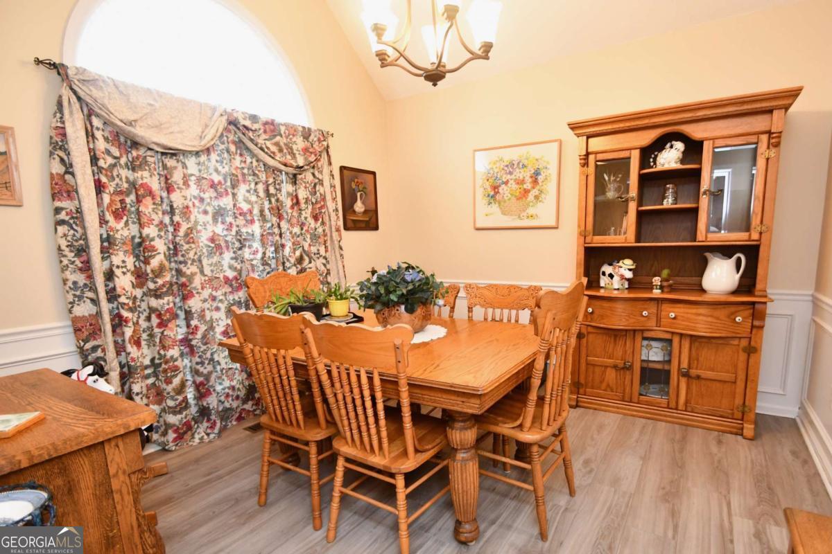 531 Scarlet Oak Drive