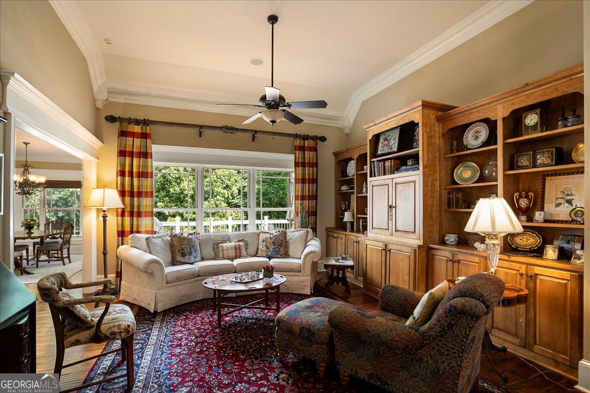 2481 Lakewood Manor Drive