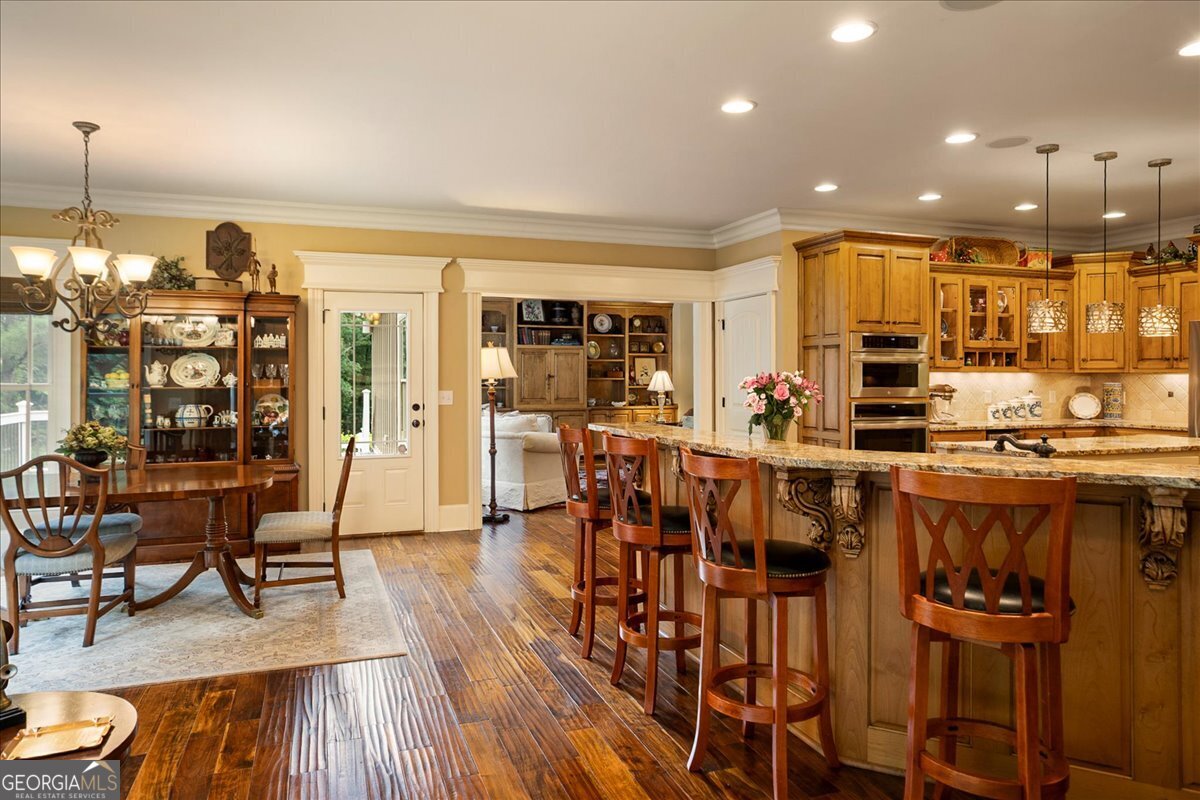 2481 Lakewood Manor Drive