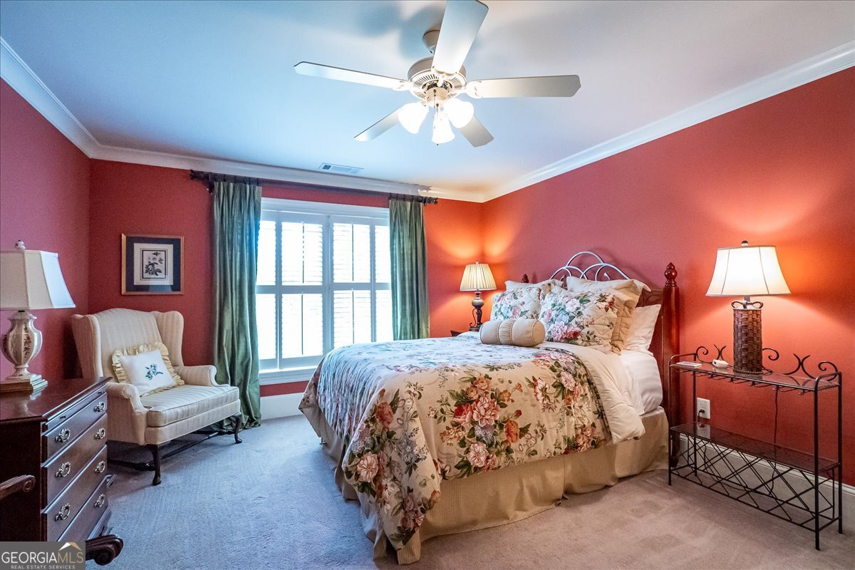 2481 Lakewood Manor Drive