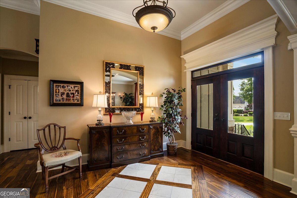 2481 Lakewood Manor Drive