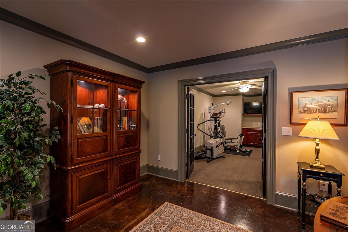 2481 Lakewood Manor Drive