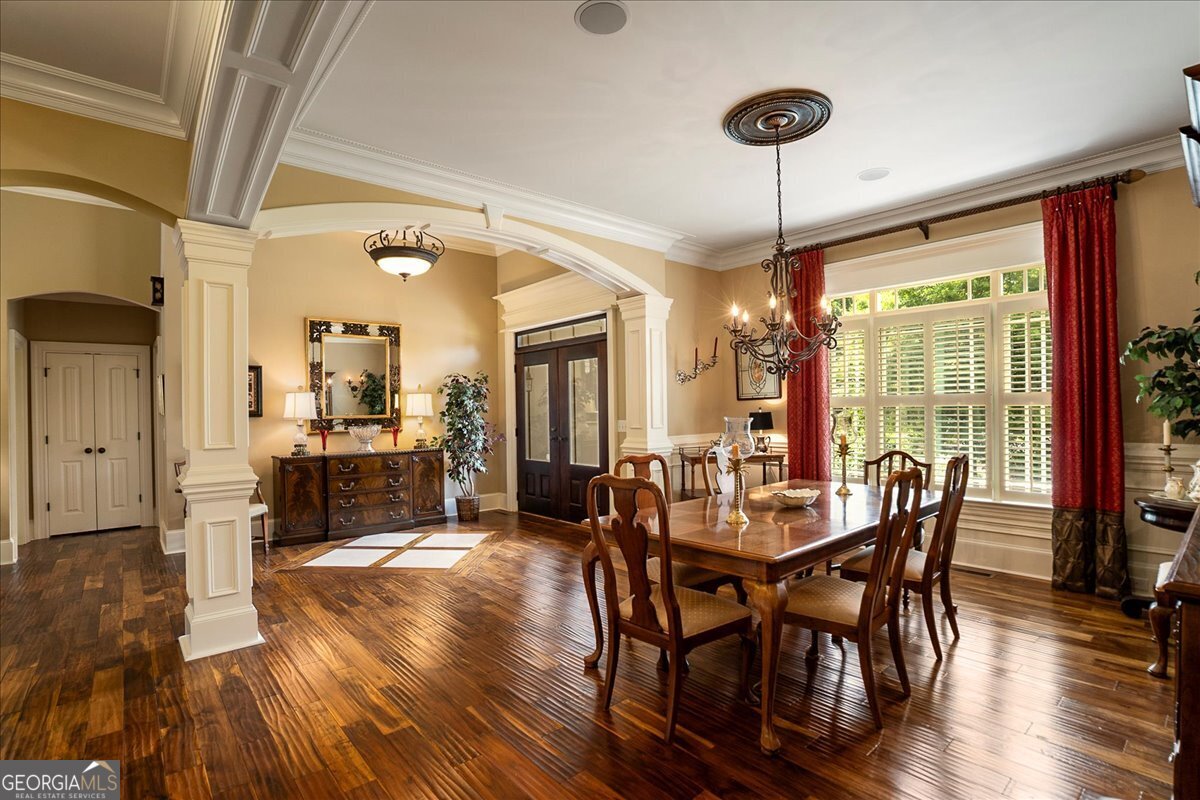 2481 Lakewood Manor Drive