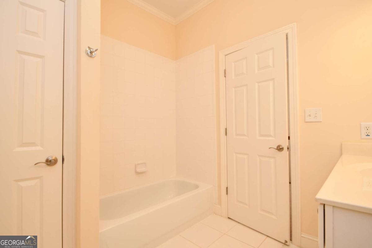 100 Ansonborough Lane # 403