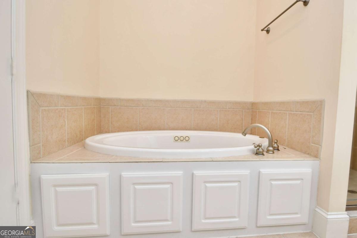 100 Ansonborough Lane # 403