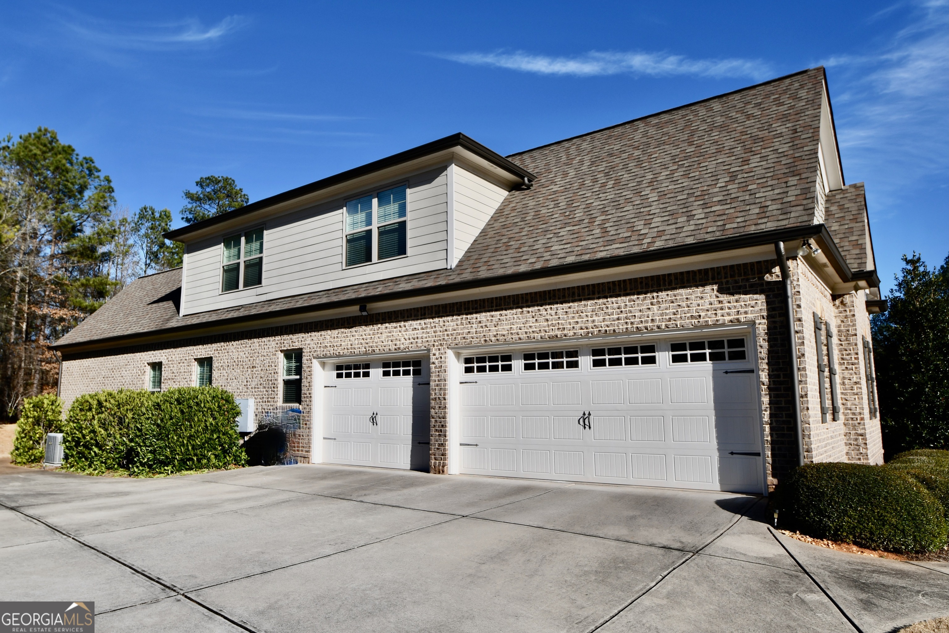 1080 Oak Ridge Court