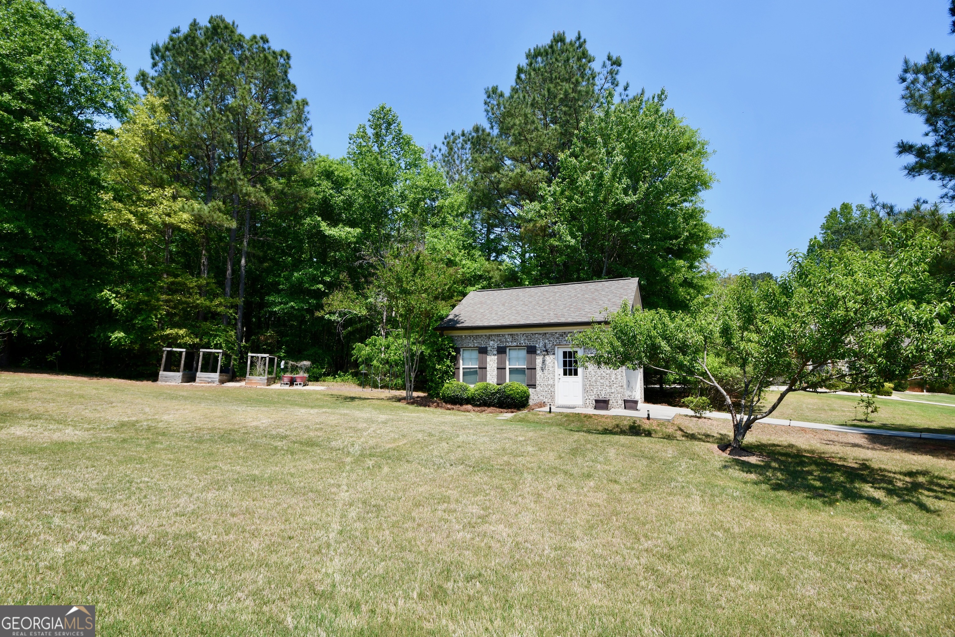 1080 Oak Ridge Court