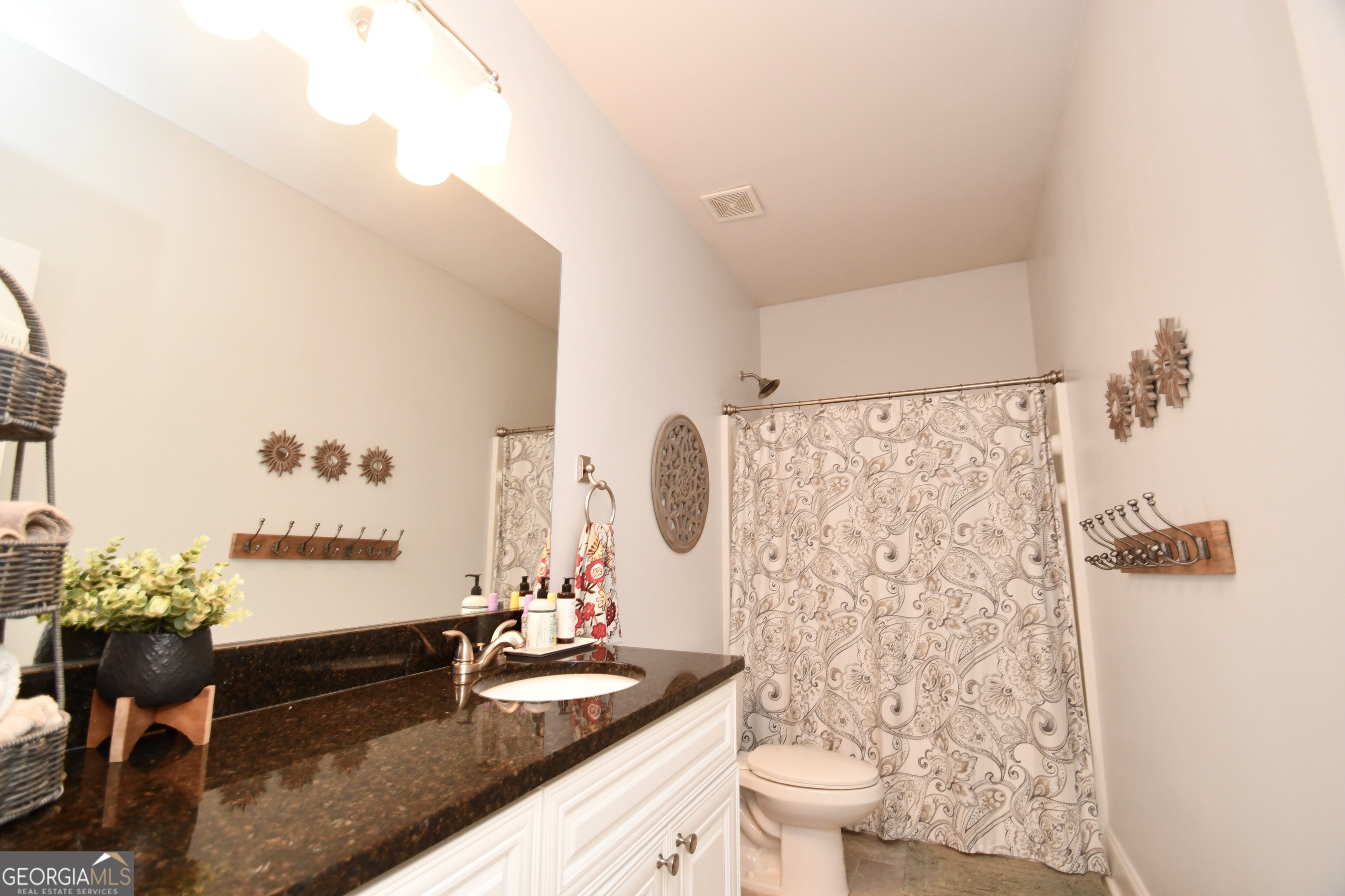 1080 Oak Ridge Court