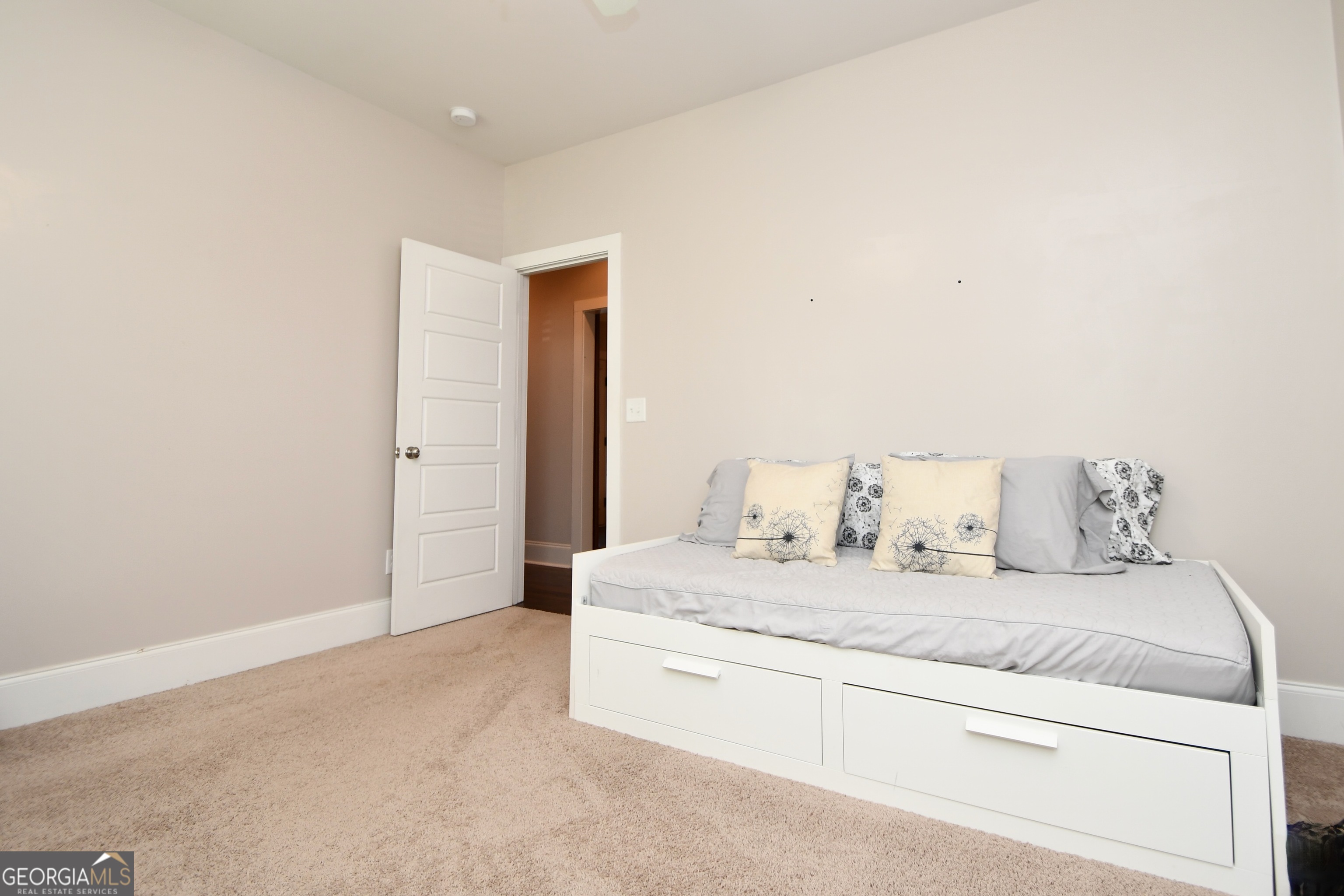 1080 Oak Ridge Court