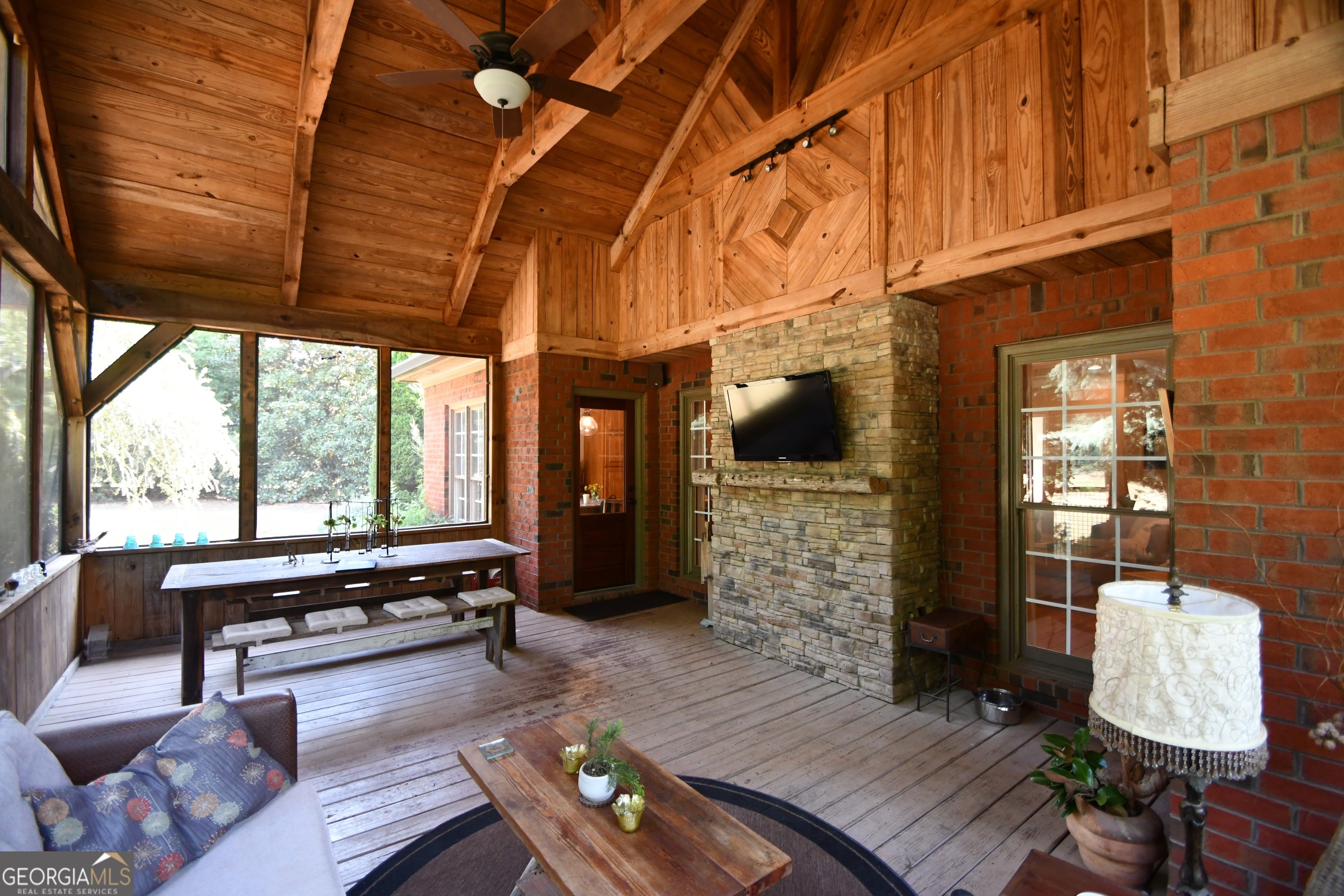 1160 Oaklake Terrace