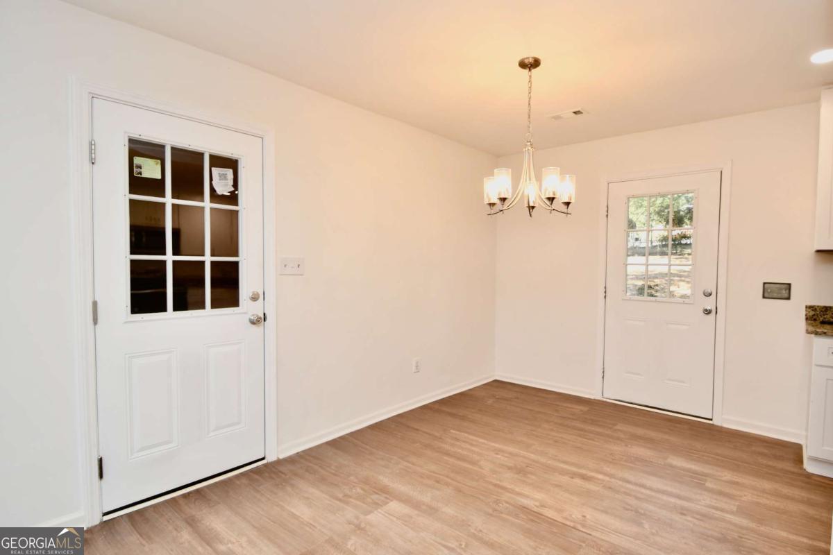 110 Thomas Trail