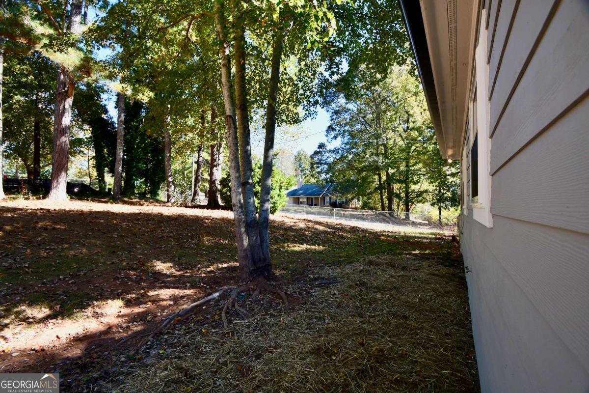 110 Thomas Trail