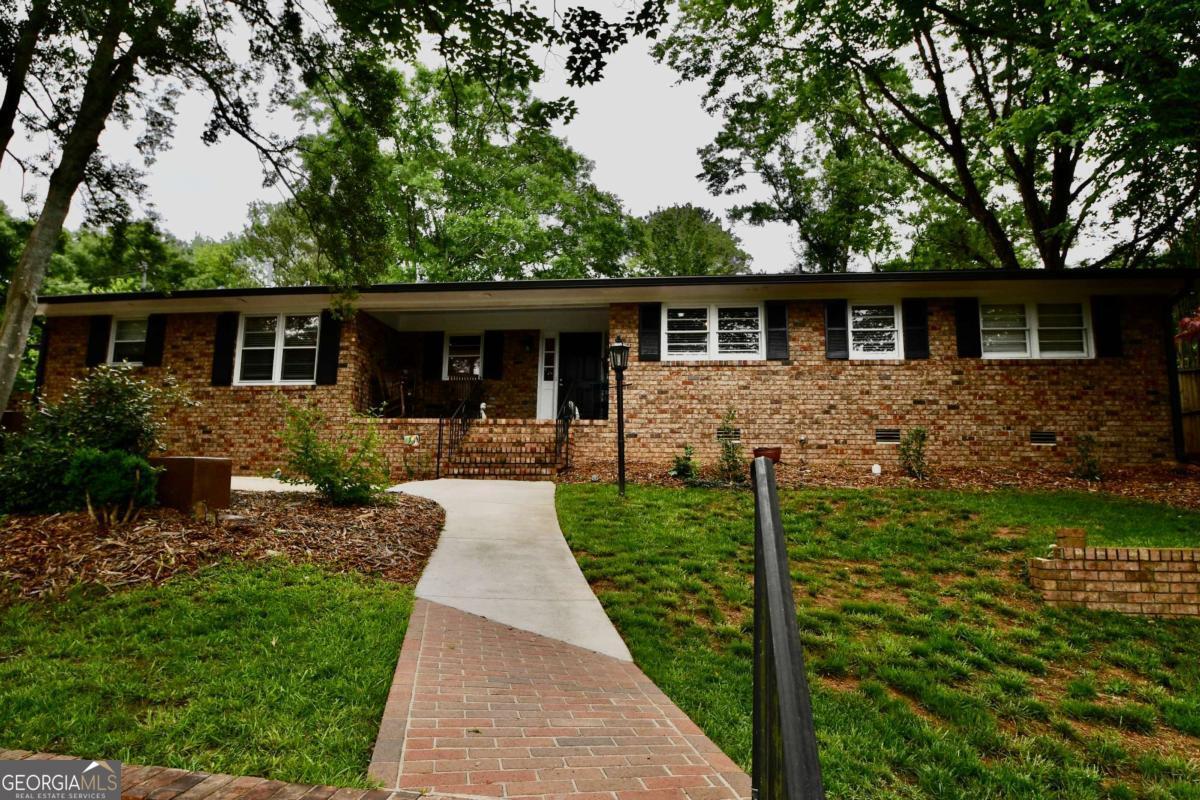 280 Valleybrook Drive