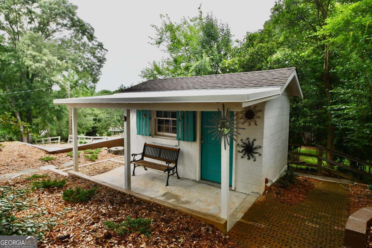 280 Valleybrook Drive