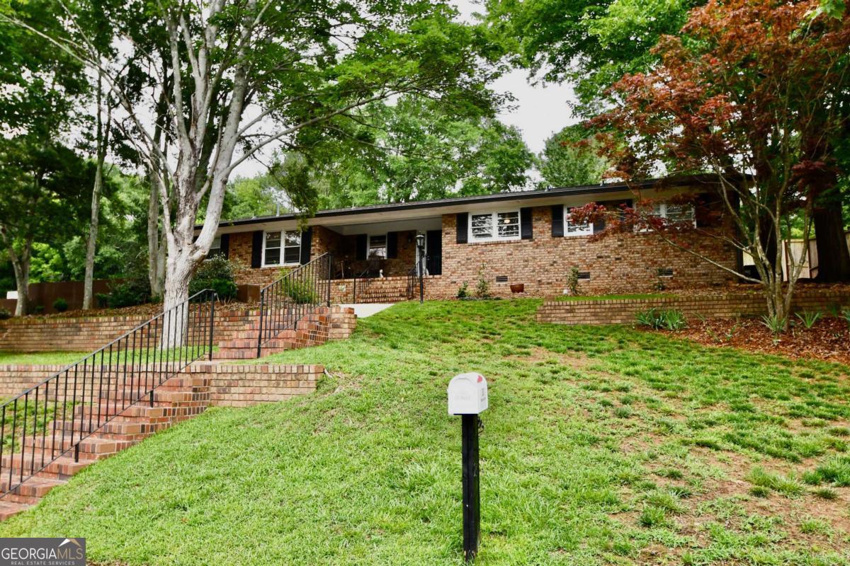 280 Valleybrook Drive