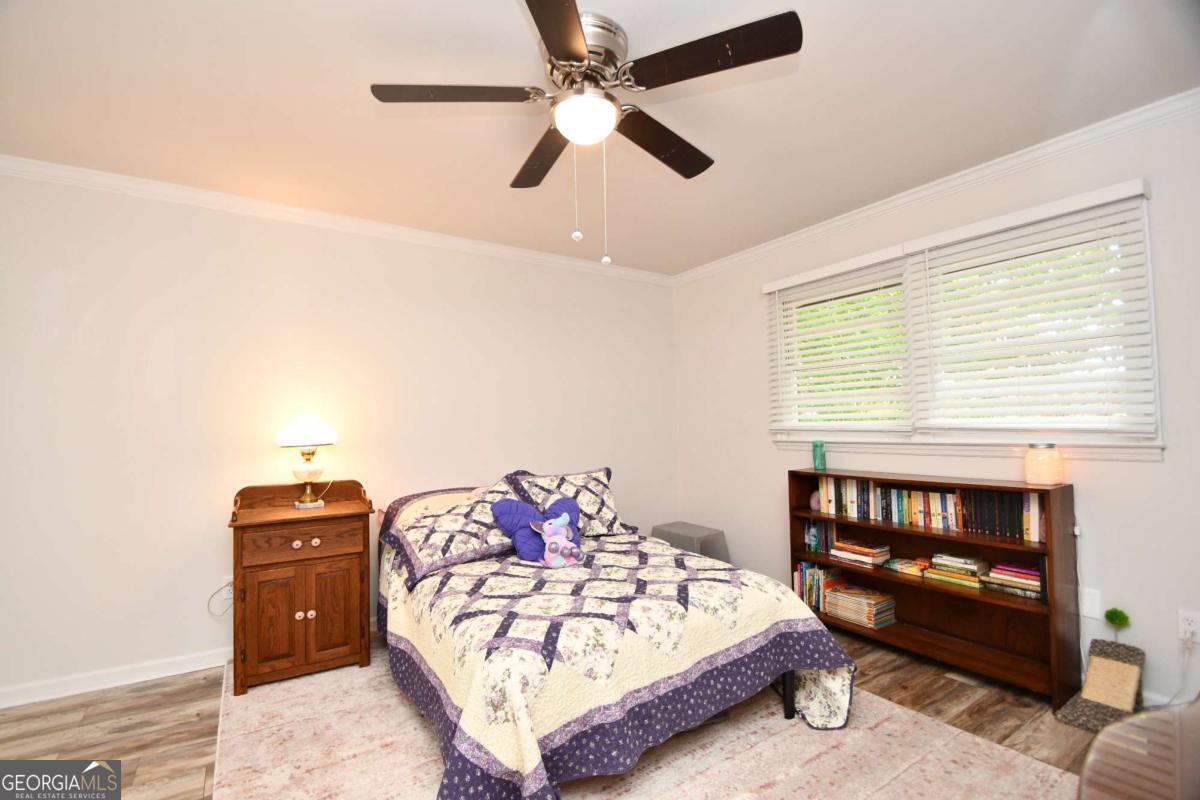 280 Valleybrook Drive