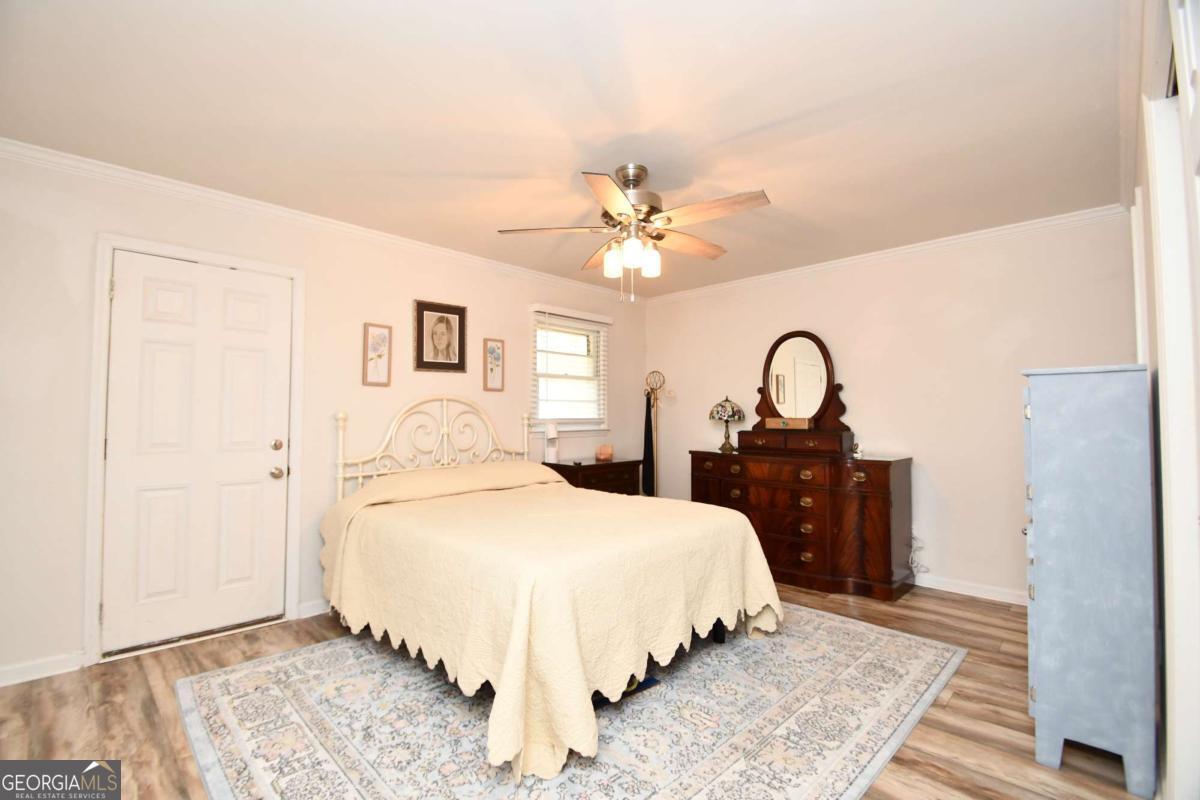 280 Valleybrook Drive
