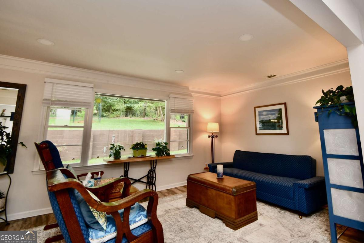 280 Valleybrook Drive
