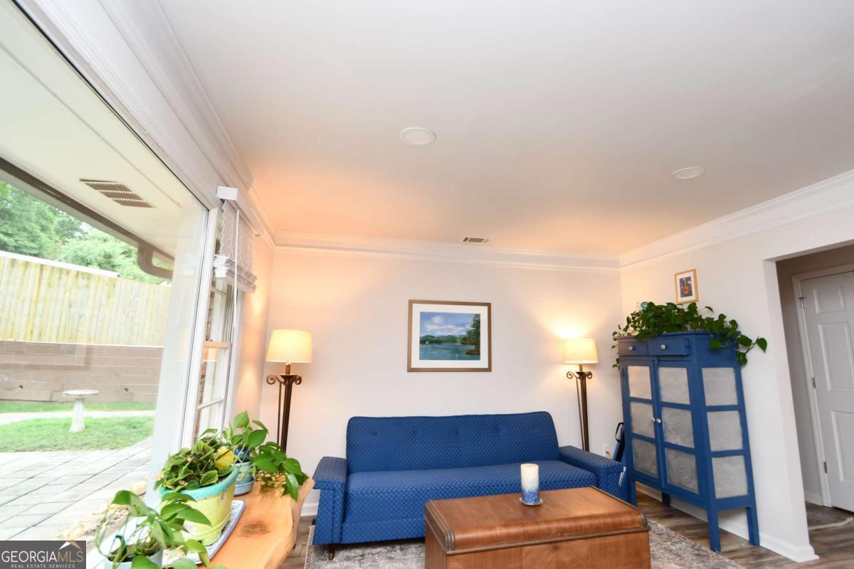 280 Valleybrook Drive