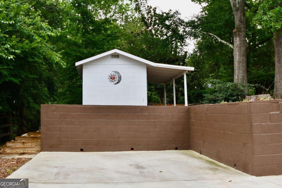 280 Valleybrook Drive