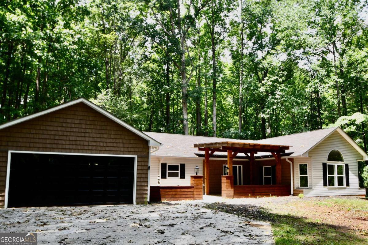257 Lake Place Drive