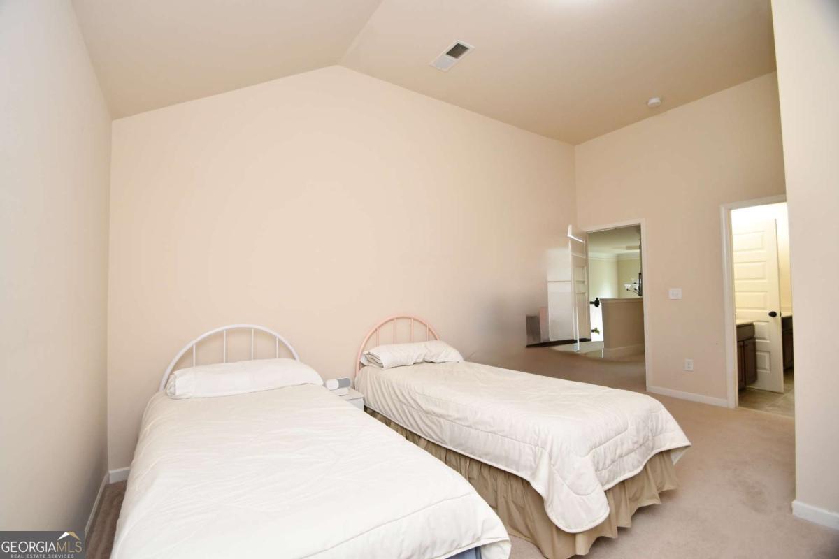 1140 Riverhill Drive