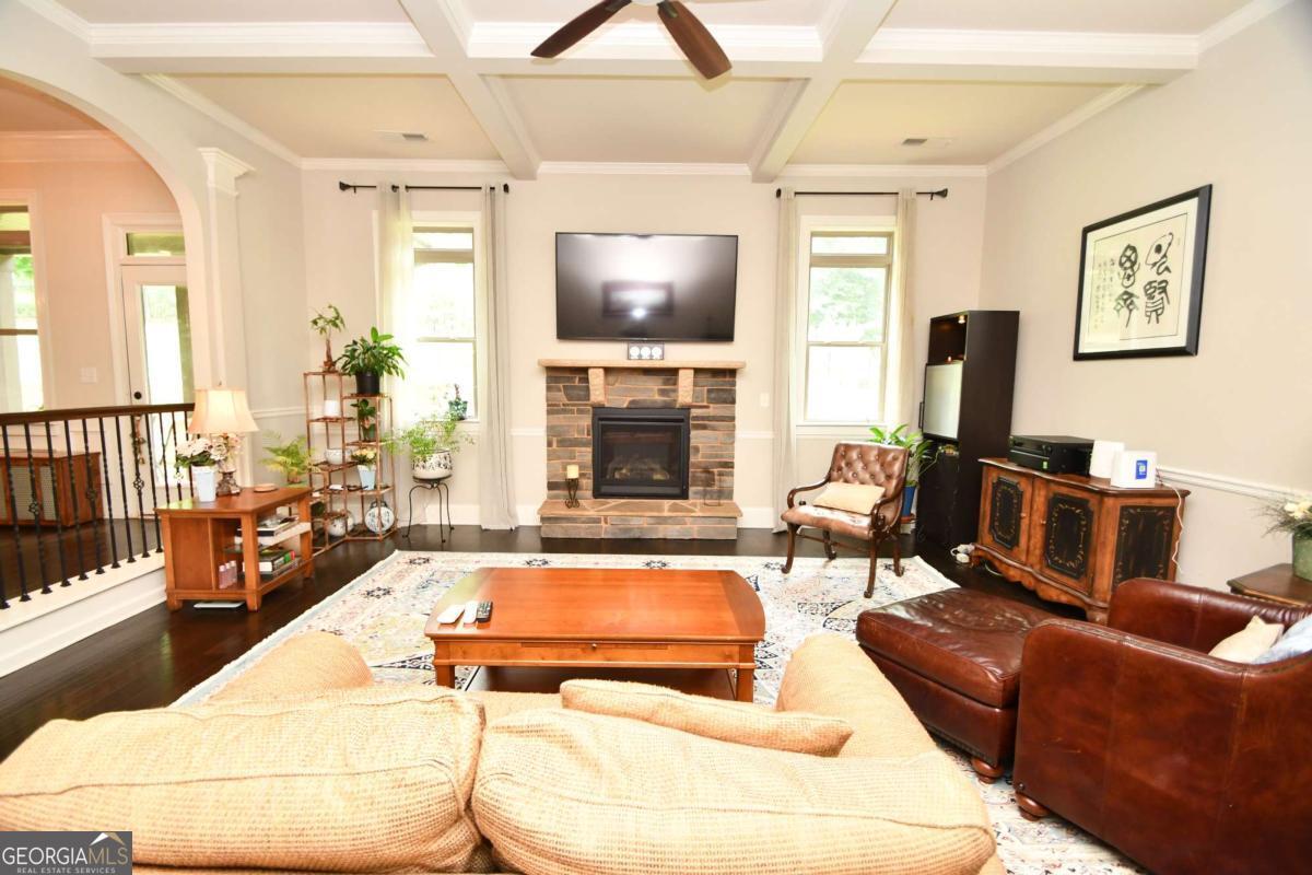 1140 Riverhill Drive