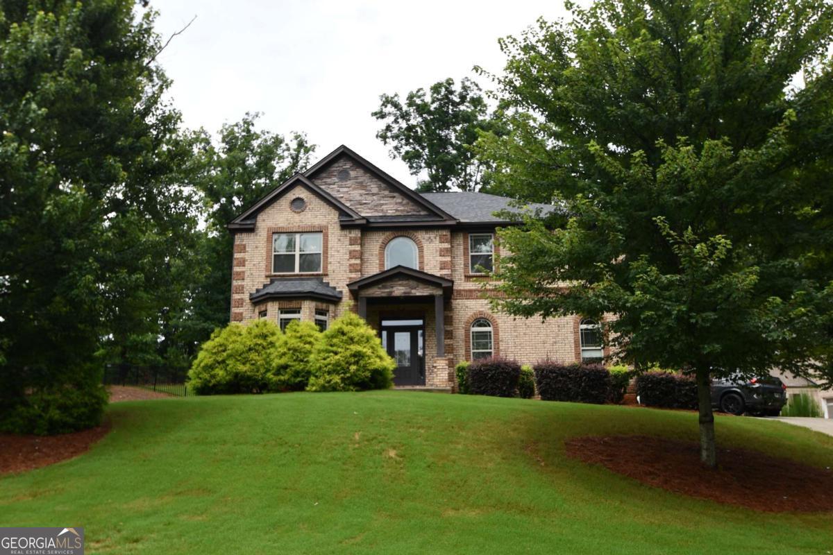 1140 Riverhill Drive