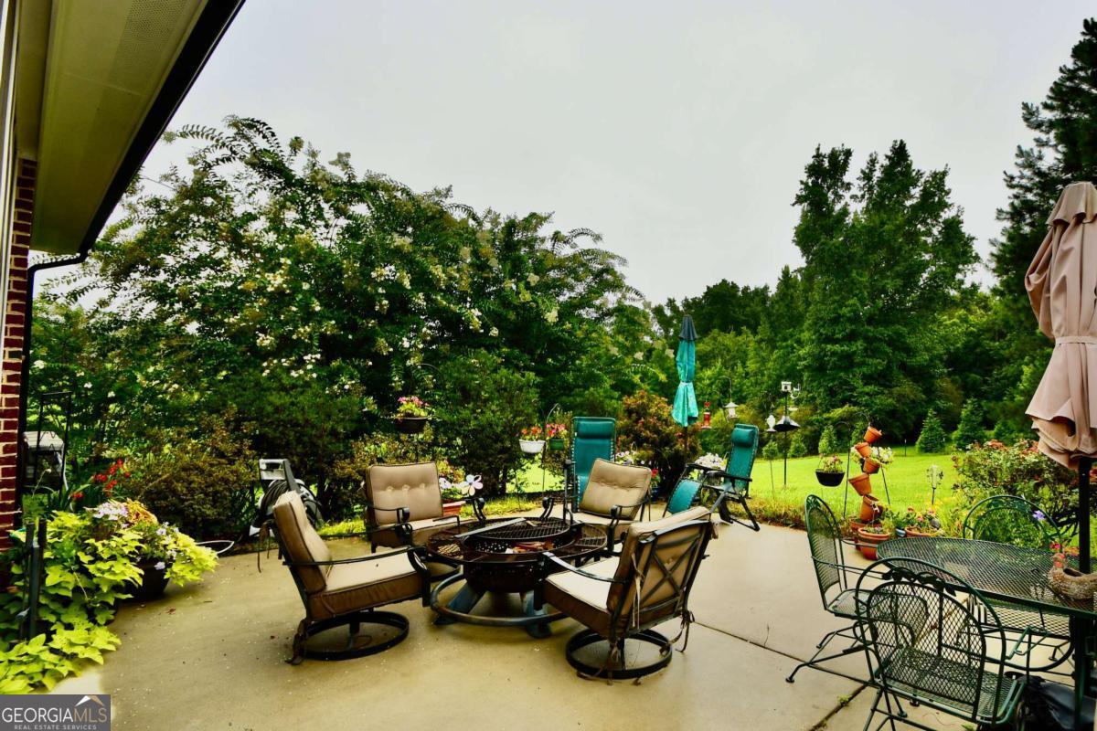 2210 Flat Rock Road