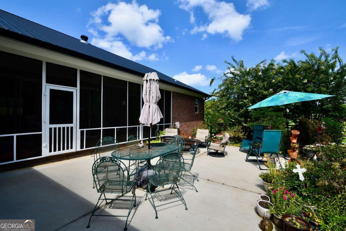 2210 Flat Rock Road