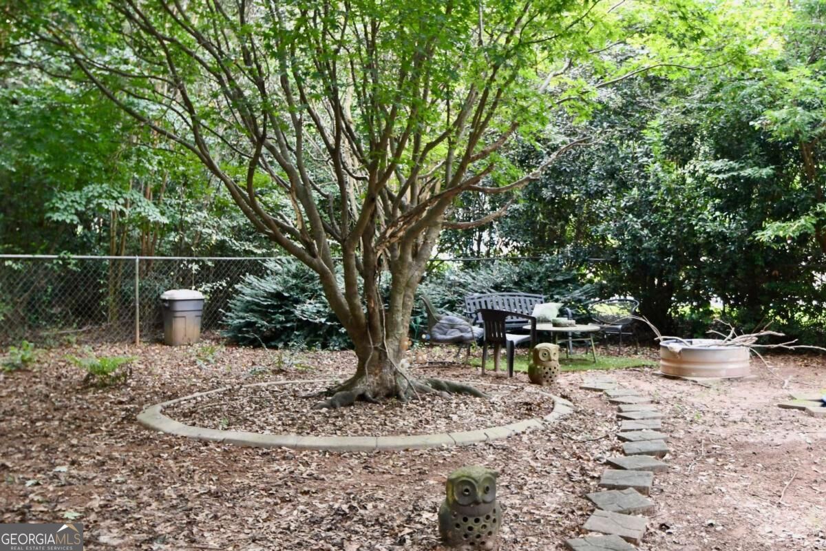 315 Rocky Drive