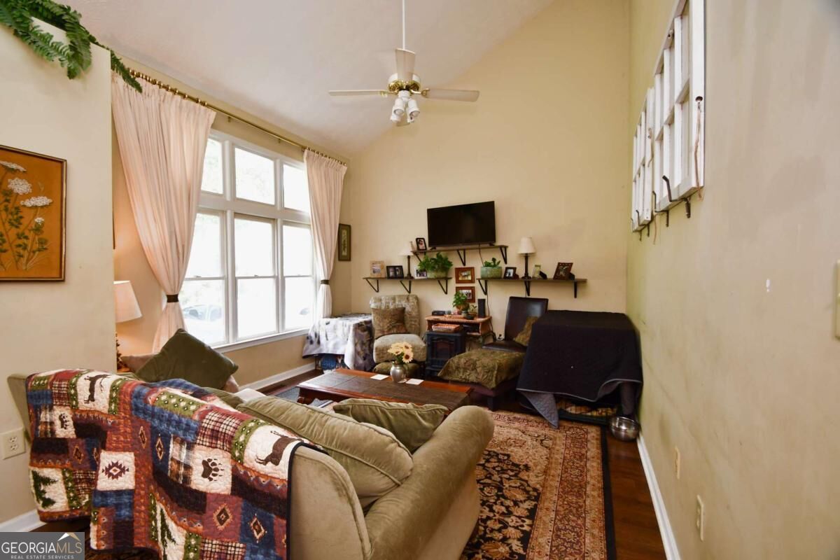 315 Rocky Drive