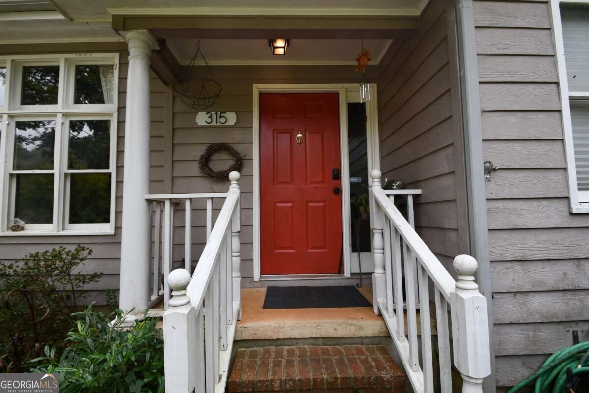 315 Rocky Drive