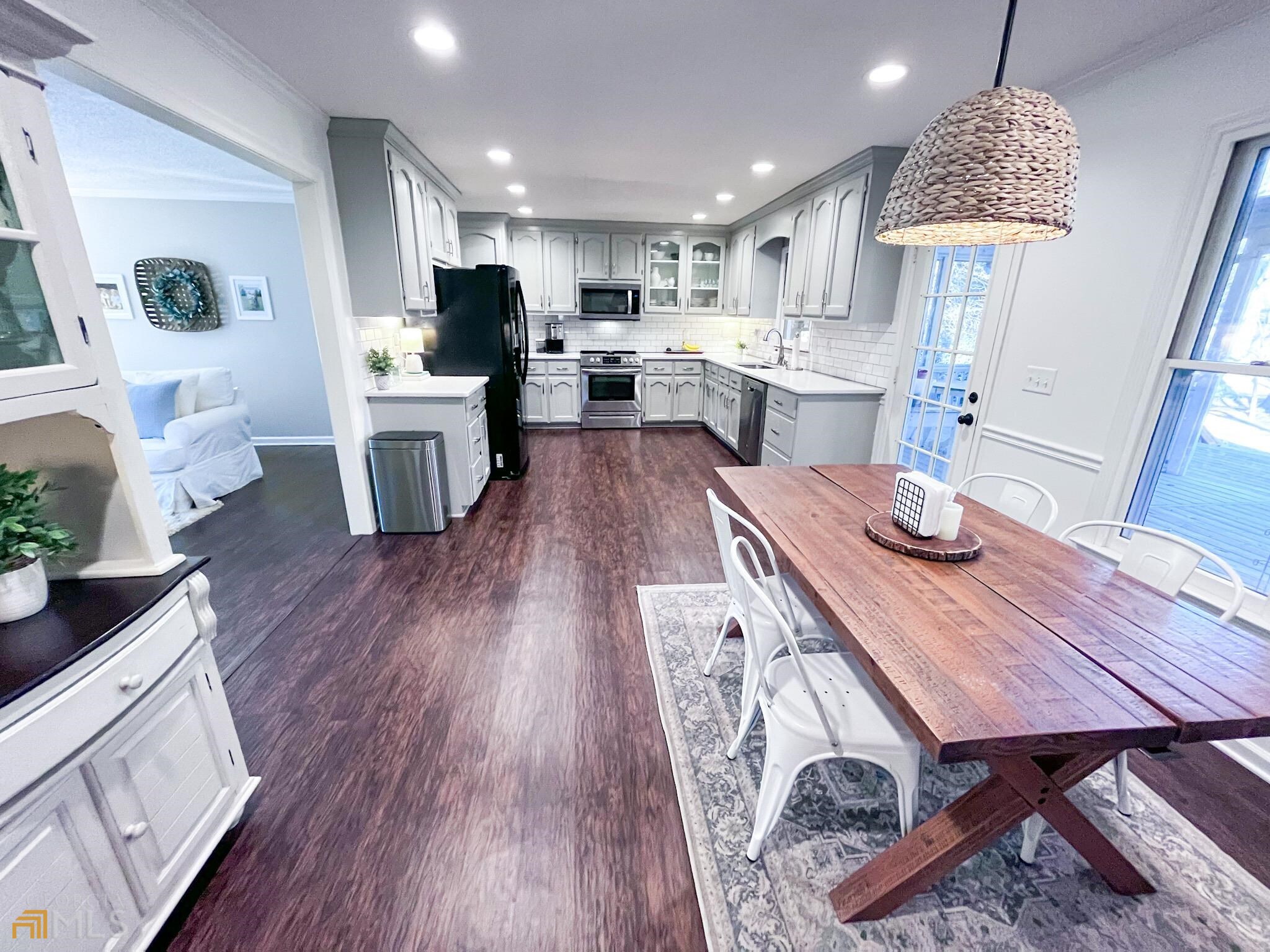 1280 Trailwood Drive
